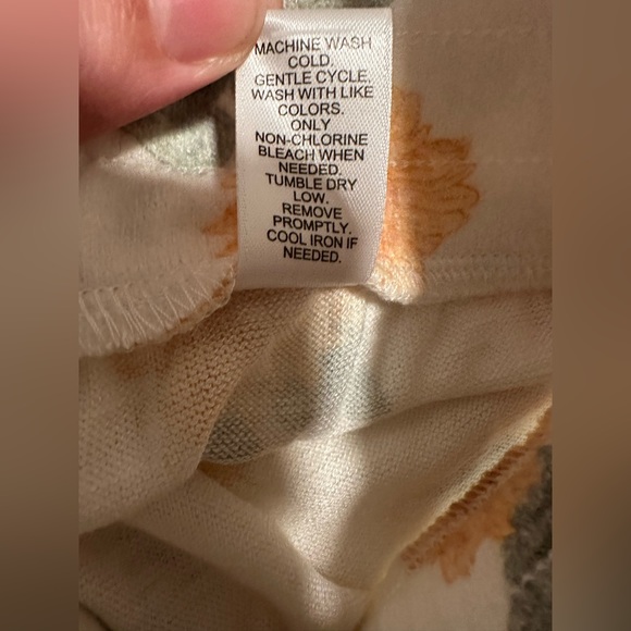 NWT Versona XL You are my sunshine Shorts Flowers - Picture 6 of 9